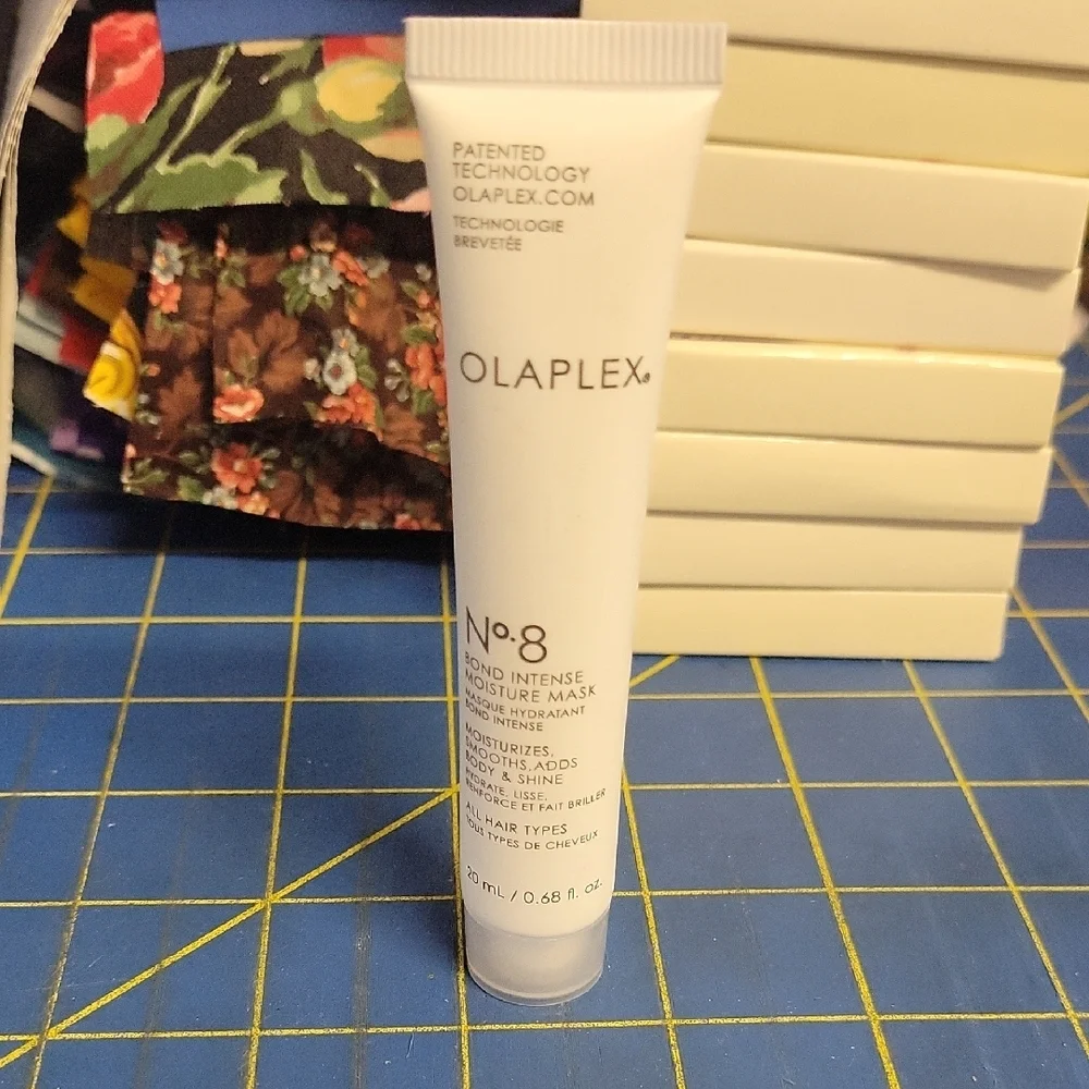 OLAPLEX No. 8 Moisture Mask in New Sealed Tube 20ml